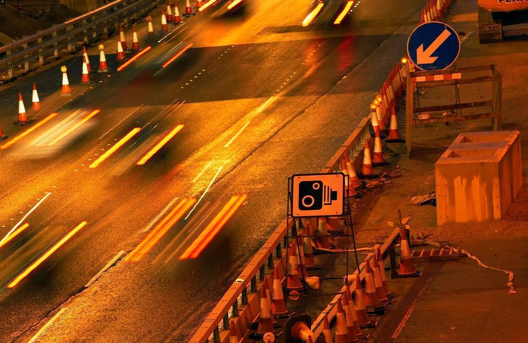 Dlaczego tak wielu kierowców czuje się prześladowanych, kiedy w rzeczywistości rządzą światem?