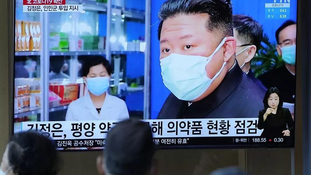 Korea Północna mobilizuje wojsko w związku z podejrzeniem wybuchu epidemii COVID