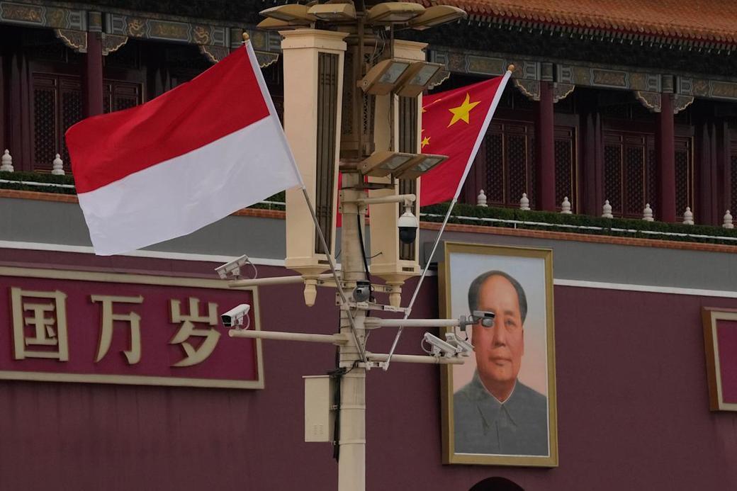 Widodo z Indonezji rozmawia o inwestycjach, G-20 z chińskim Xi