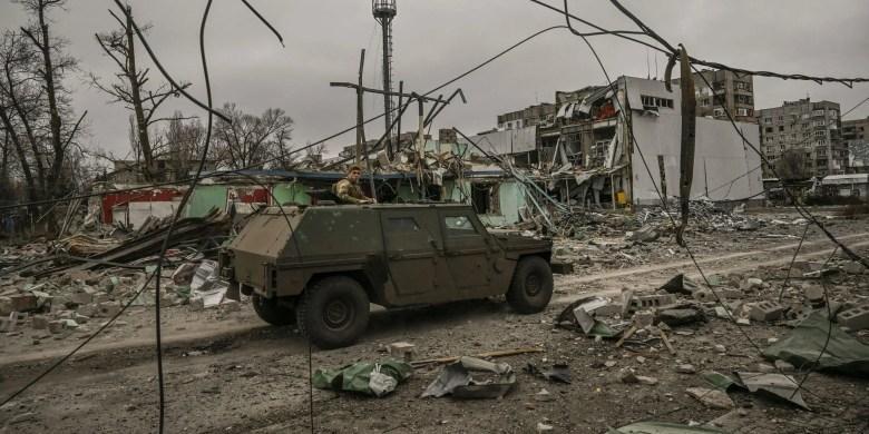 Siły rosyjskie mają nowy cel, a miasto docelowe już wygląda jak „miejsce z postapokaliptycznych filmów”, mówią ukraińscy urzędnicy