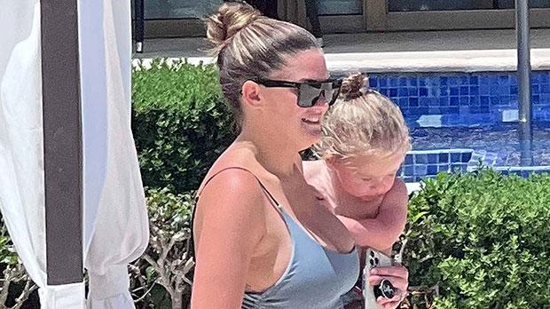 Brittany Cartwright Rocks Szary strój kąpielowy w Meksyku po utracie 50 funtów.