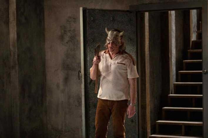 oglądaj czarny telefon online