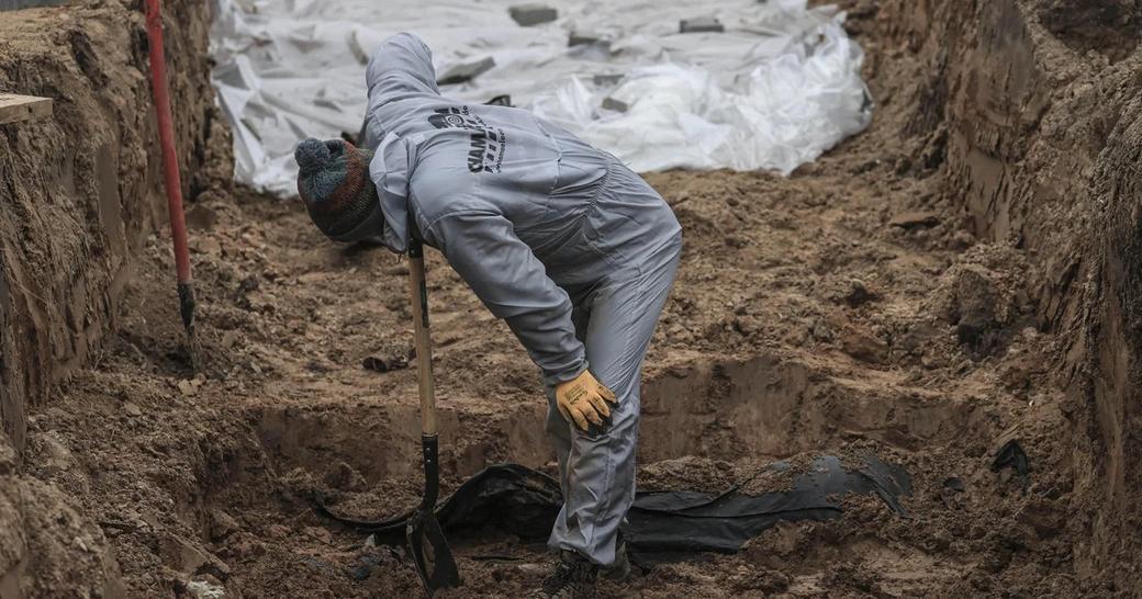 Stany Zjednoczone uruchamiają program gromadzenia dowodów na rzekome zbrodnie wojenne Rosji na Ukrainie, gdy światowy sąd wysyła śledczych
