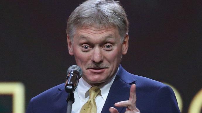 Kreml przewiduje długą wojnę hybrydową, więc Rosjanie powinni "zjednoczyć się wokół Putina"