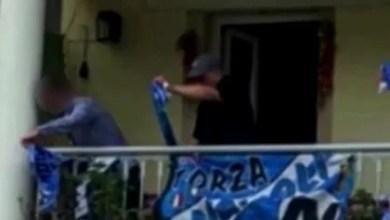 Włoski podejrzany o mafię, który ukrywał się przez 11 lat, został schwytany po tym, jak został zauważony podczas świętowania zwycięstwa drużyny piłkarskiej